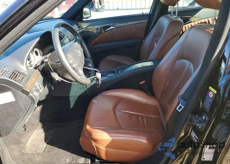 2007 Mercedes-Benz E 350 z USA, uszkodzony, nr VIN WDBUF56X97B043427